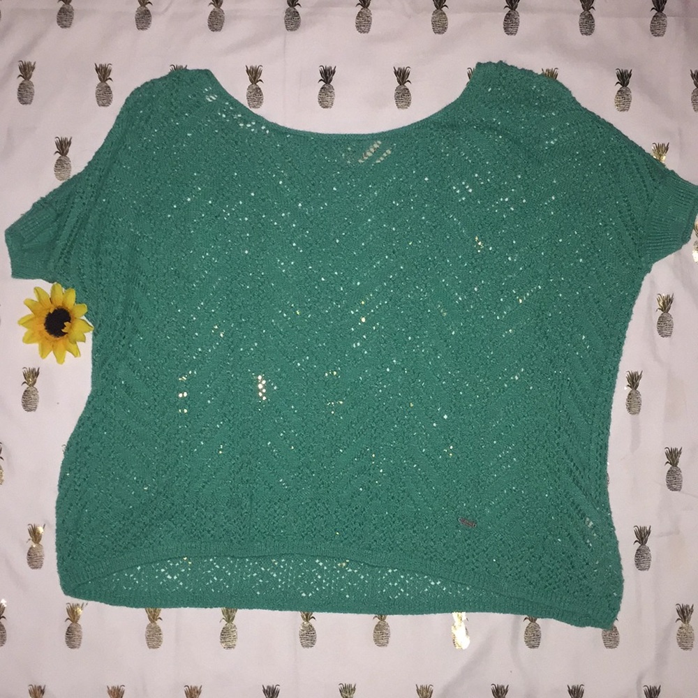 Hollister SS knit crochet top
